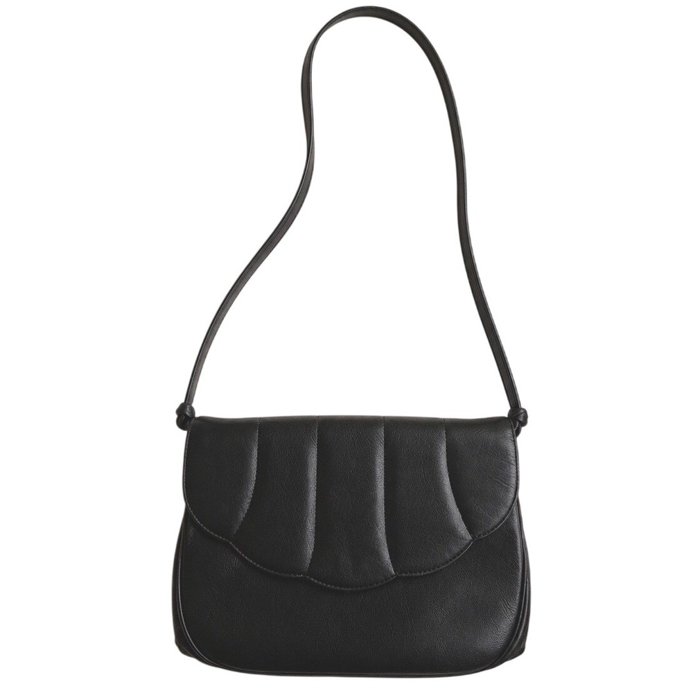 Koret Vintage Black Genuine Leather Scalloped Quilted Shoulder Bag Red Interior